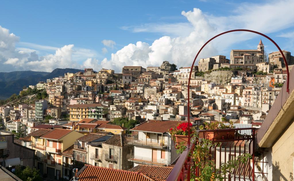 Animosa Suites Castiglione De Sicilia Exterior foto