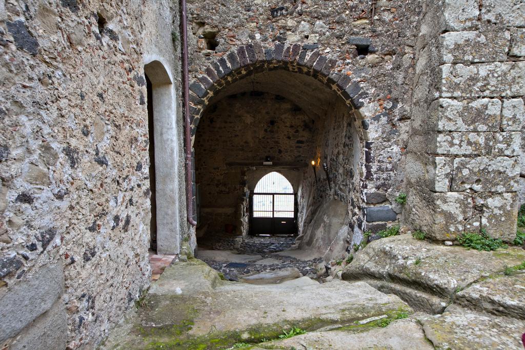 Animosa Suites Castiglione De Sicilia Exterior foto