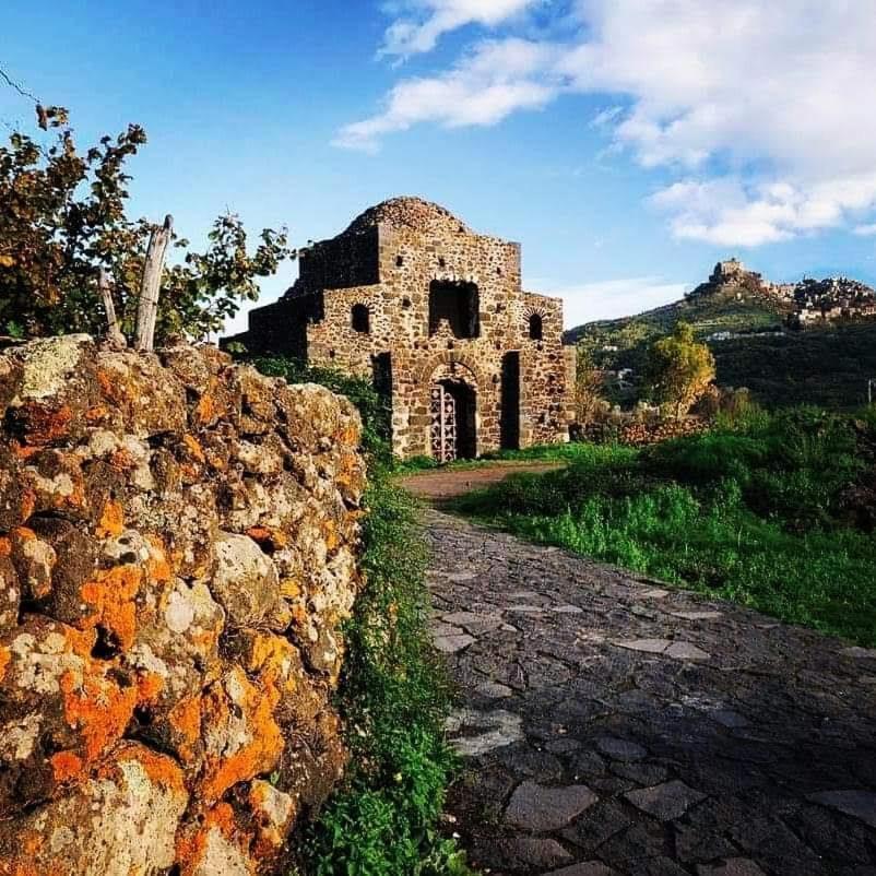 Animosa Suites Castiglione De Sicilia Exterior foto